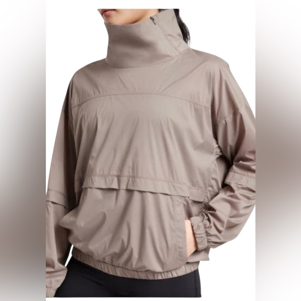 Athleta Lightweight Windbreaker Jacket Taupe Zip Front Women’s